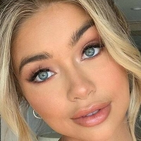 Morgan Avery Nude