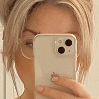 naiomiukvip Nude